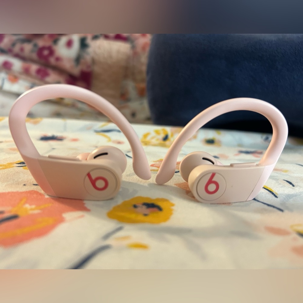 Beats Powerbeats Pro Wireless Earphones VGUC PINK